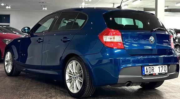 BMW 120i 5 of 5