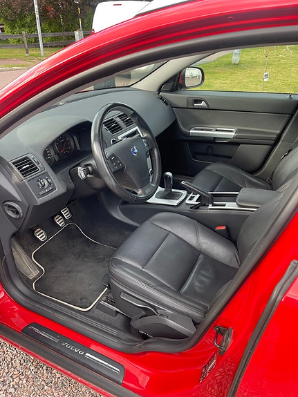 Volvo V50 5 of 5