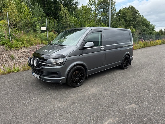 Volkswagen Transporter 2 of 5