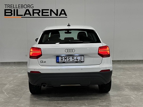 Audi Q2 7 of 24