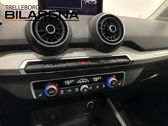 Audi Q2 19 of 24