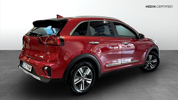 Kia Niro 2 of 5