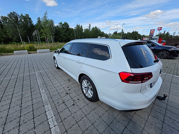 Volkswagen Passat 5 of 5