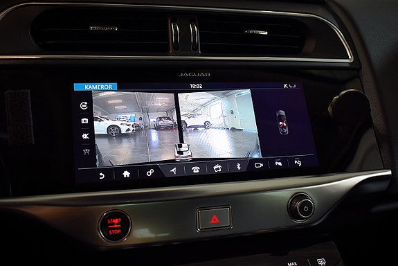 Jaguar I-PACE 16 of 28