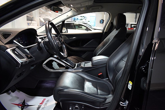 Jaguar I-PACE 7 of 28