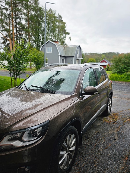 Volkswagen Tiguan 4 of 5
