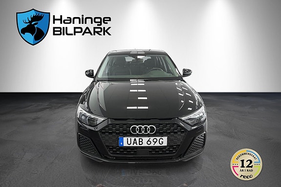 Audi A1 3 of 22