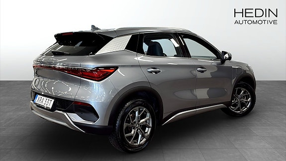 BYD Atto 3 2 of 5