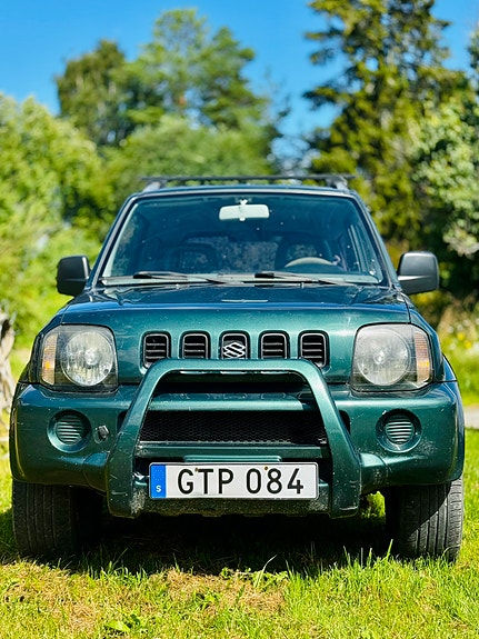 Suzuki Jimny 2 of 7