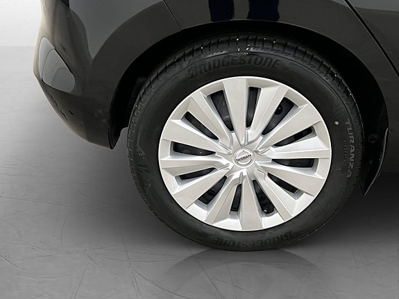 Nissan Micra 25 of 26