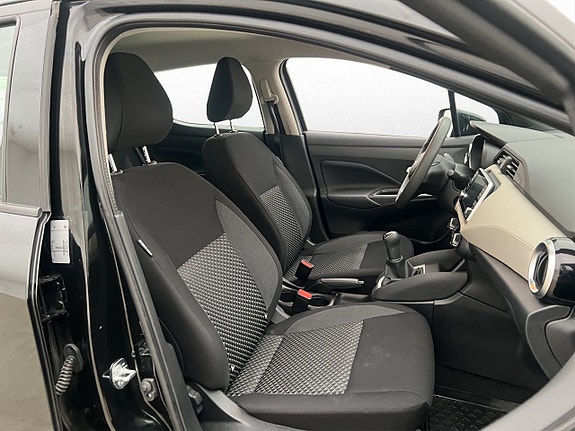 Nissan Micra 21 of 26