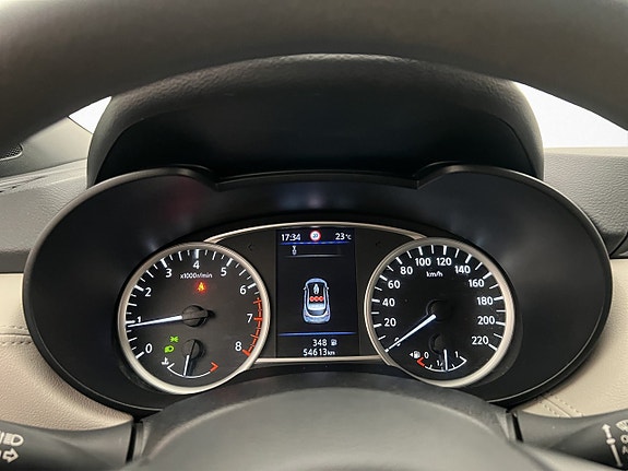 Nissan Micra 16 of 26