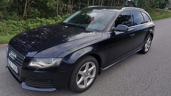 Audi A4 4 of 5