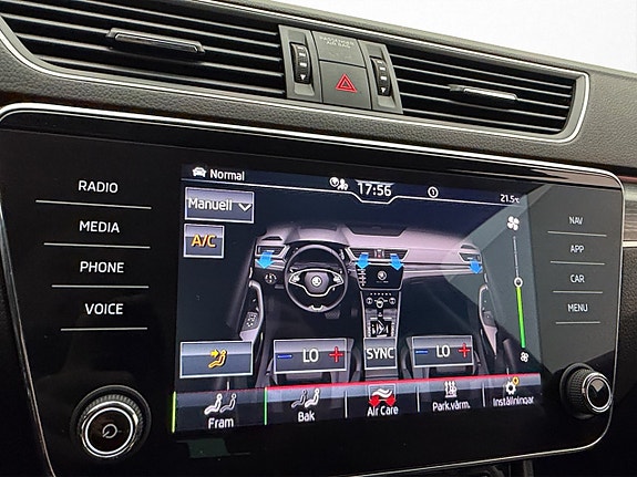 Skoda Superb 23 of 30