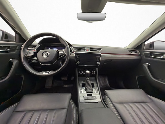 Skoda Superb 15 of 30