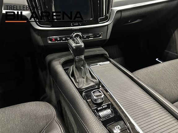 Volvo V90 17 of 27
