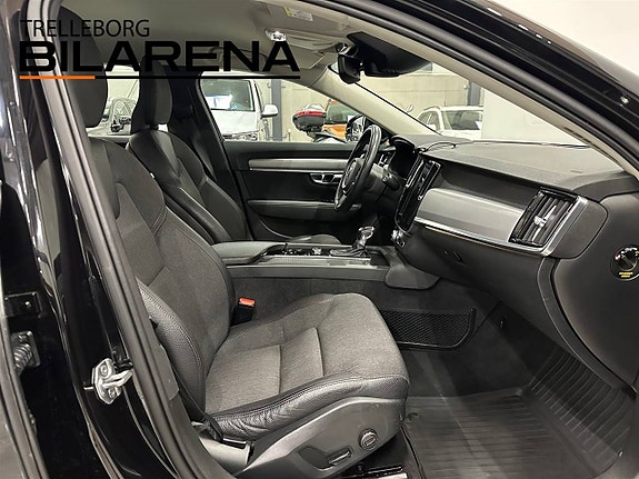 Volvo V90 13 of 27