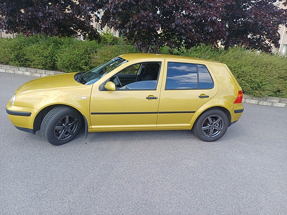 Volkswagen Golf IV 3 of 5