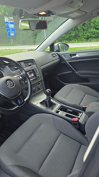 Volkswagen Golf VII 3 of 5