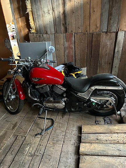 Kawasaki Vulcan 800 3 of 5