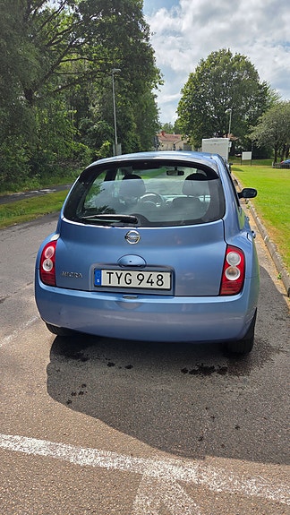 Nissan Micra 3 of 5