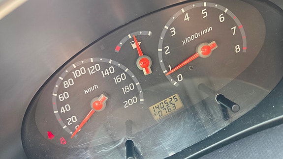 Nissan Micra 6 of 10