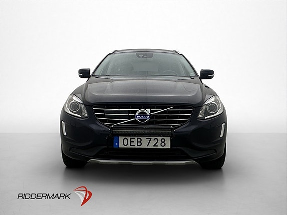 Volvo XC60 2 of 5