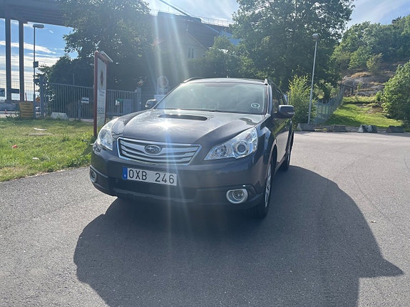 Subaru Outback 4 of 5