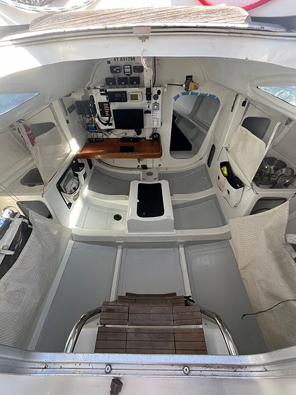 Beneteau Figaro 2 19 of 26