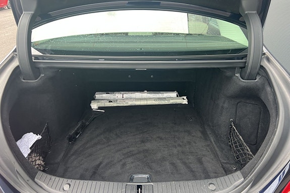 Mercedes-Benz S350 17 of 18