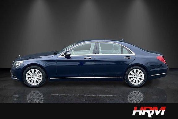 Mercedes-Benz S350 2 of 5