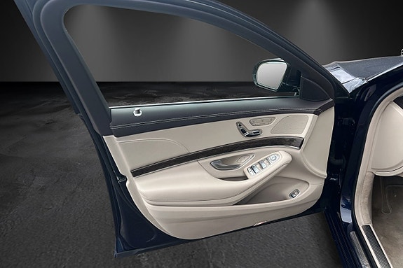 Mercedes-Benz S350 5 of 5