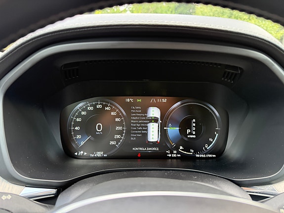 Volvo XC60 8 of 14