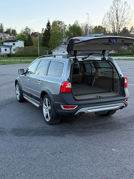 Volvo XC70 4 of 5
