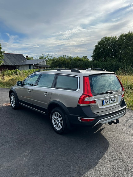 Volvo XC70 4 of 5