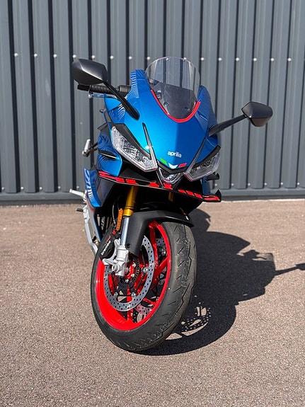 Aprilia RS 660 Venom Yellow & Blue Marlin 3 of 5