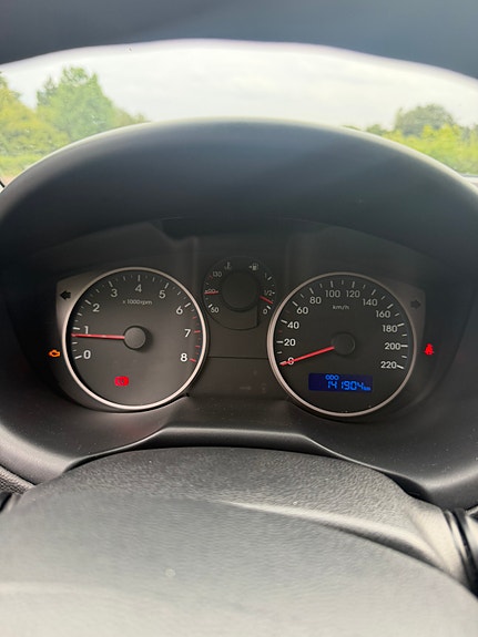 Hyundai i20 7 of 9