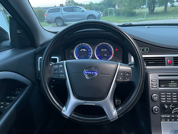 Volvo V70 15 of 16