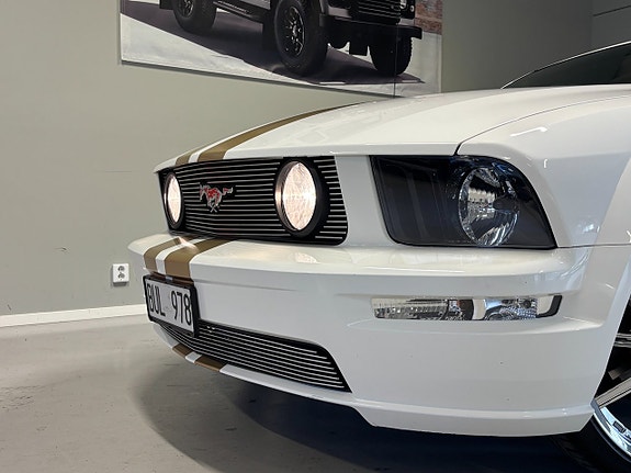 Ford Mustang 5 of 5