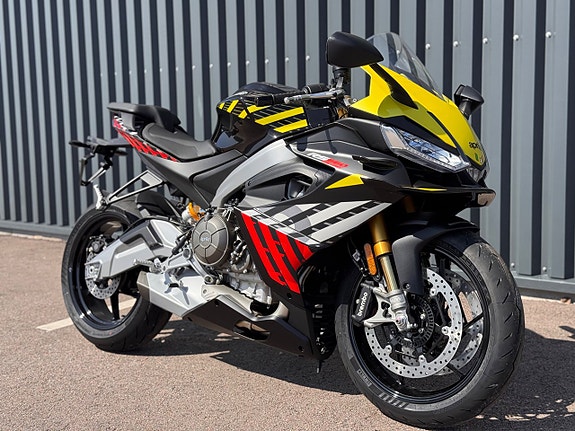 Aprilia RS 660 Factory 2 of 5