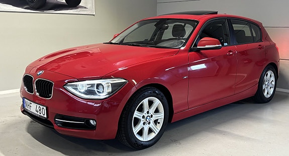BMW 118d 3 of 5