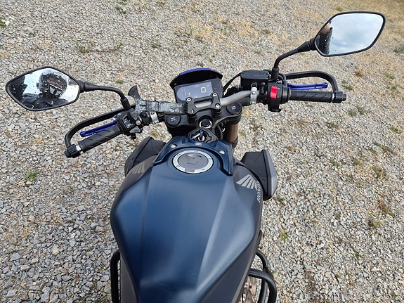 Honda CB650R 4 of 5