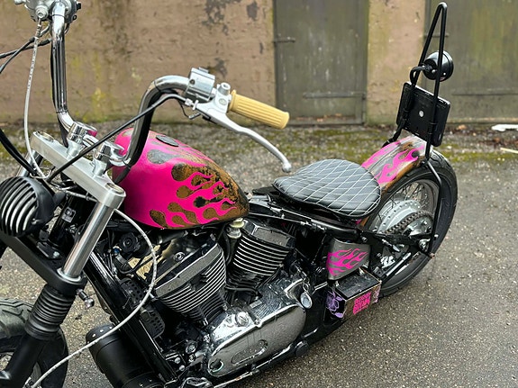 Kawasaki Vulcan 800 4 of 7