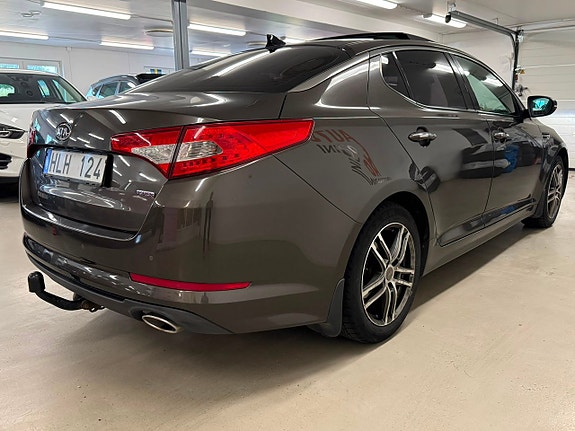 Kia Optima 8 of 25