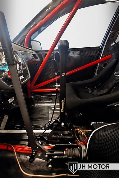 Mitsubishi Lancer 17 of 23