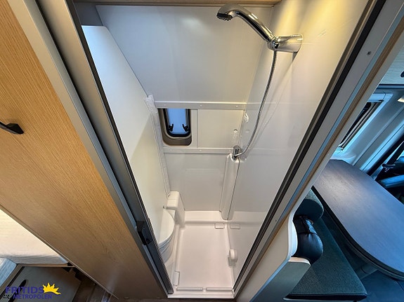 Sunlight Cliff 640 X Skyroof - Variobadrum 15 of 18