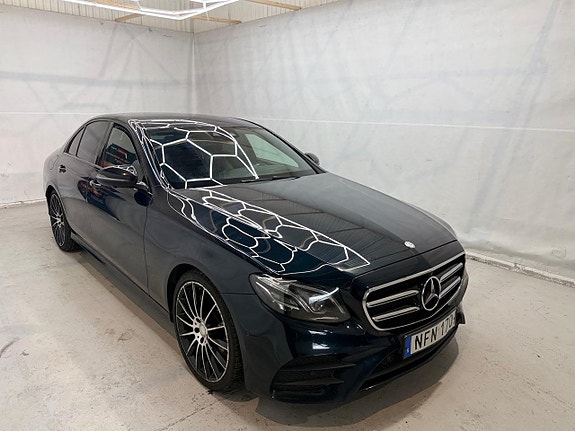 Mercedes-Benz E200