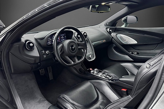 McLaren GT 8 of 21