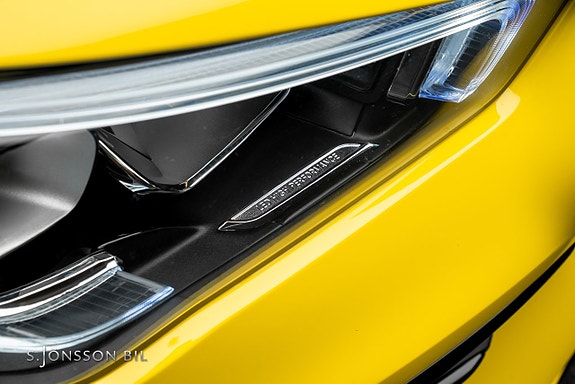Mercedes-Benz CLA35 7 of 19