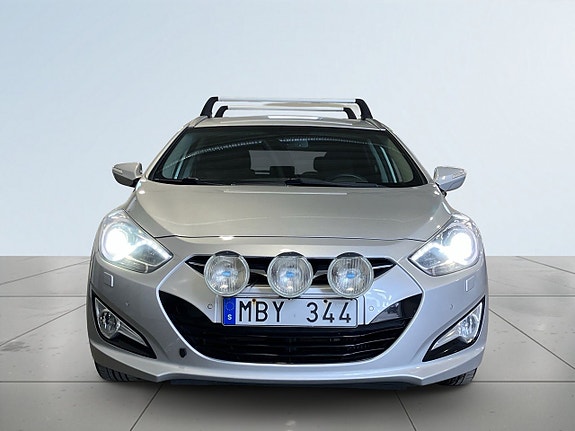 Hyundai i40 2 of 21